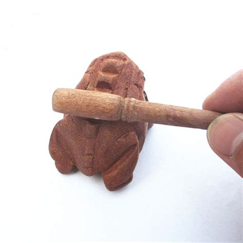 Mini Güiro De Madera Croando Rana Instrumento De Percusión