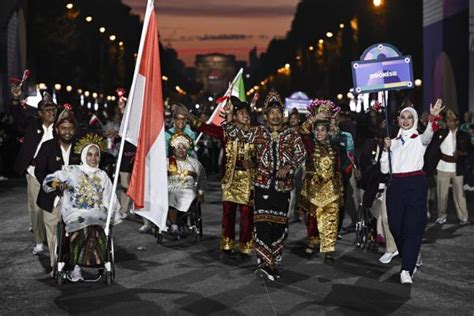 Begini Potret Kontingen Indonesia Meriahkan Upacara Pembukaan