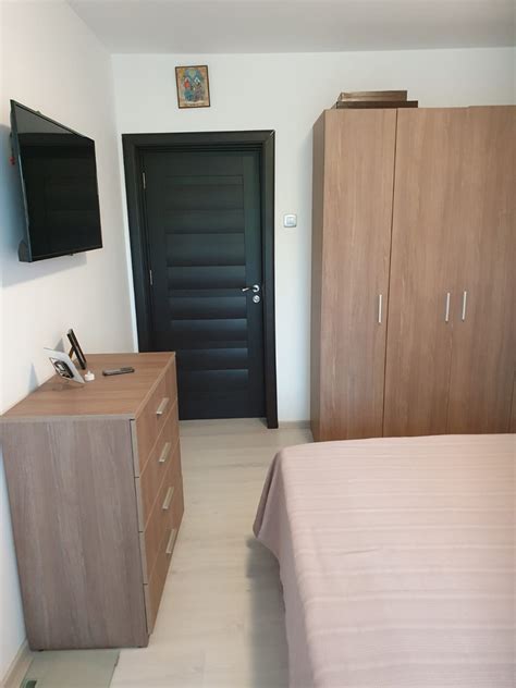 Apartament 3 Camere Dezrobirii Militari Gorjului Anuntul Ro