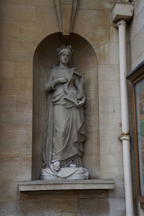 Statue At Hull City Hall Ian S Geograph Britain And Ireland