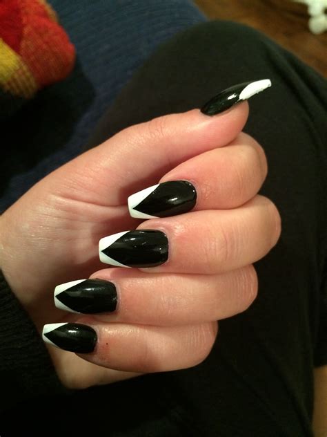 Get Creative With These Black And White French Tips Nail Art Ideas