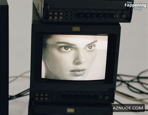 Kendall Jenner Sexy And Nude Poses Her Gorgeous Figure In A Photoshoot For Fwrd Campaign In New