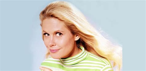 Elizabeth Montgomery Net Worth 2022: Age, Height, Weight, Husband, Kids
