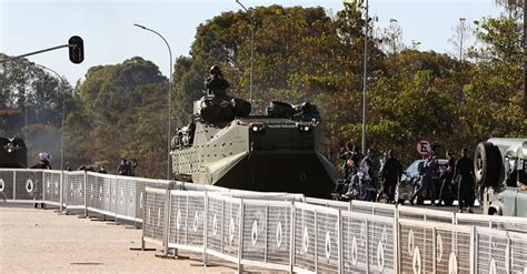 Toffoli nega pedido para suspender desfile tanques em Brasília