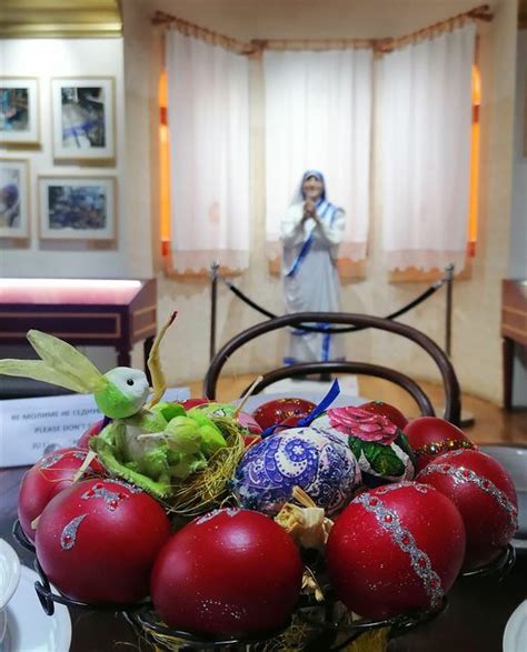 Честит Велигден на сите верници од католичка вероисповед - НУ Спомен ...