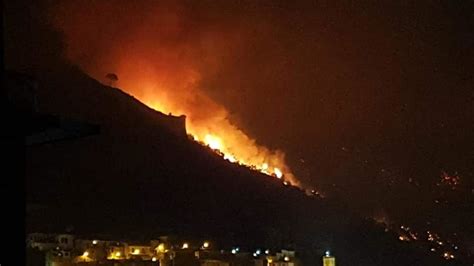 Incendio A Sarno Arrestato Un Enne Serviranno Pi Di Anni Per Il