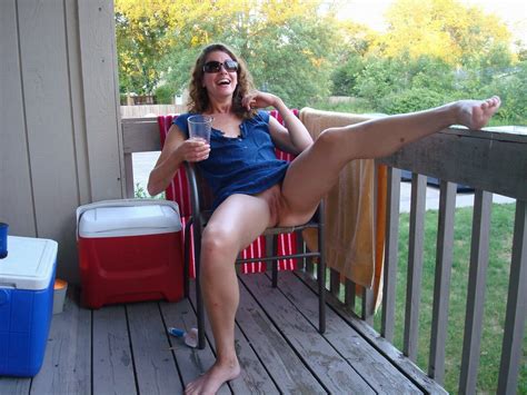 Hot Amateur Trailer Trash C Porn Pic