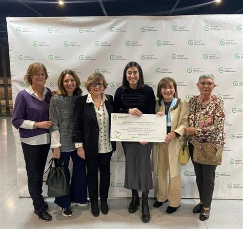 La Asociación Española Contra el Cáncer en Valladolid entrega una de