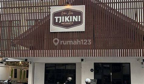 Ruang Usaha Cocok Untuk Resto Lokasi Strategis Rumah