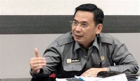 Faisal Riza Dilantik Gantikan Rocky Sebagai Wakil Ketua DPRD Provinsi