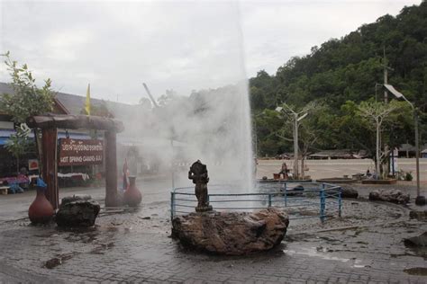 Chiang Rai Hot Springs Rest Stop For White Temple Tour Thailand