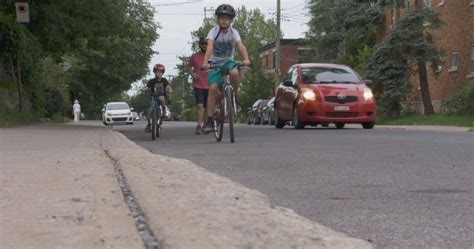 Montreal Residents Frustrated Over Loss Of Parking On Terrebonne Street