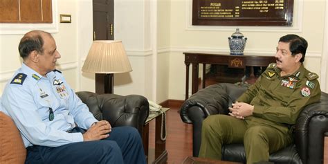 Air Vice Marshal Zafar Aslam Called On Ig Punjab Inam Ghani At Cpo