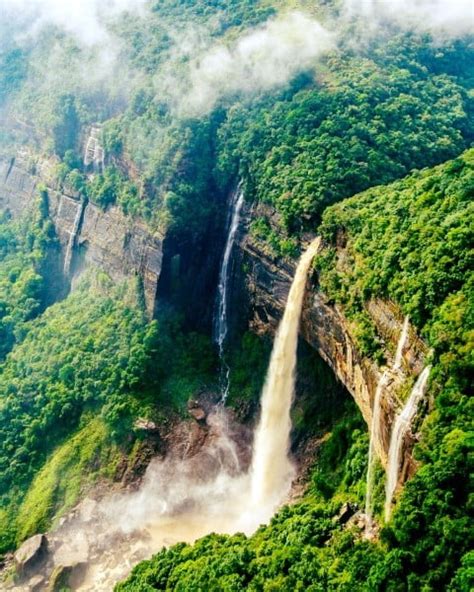 top   places  visit  northeast india