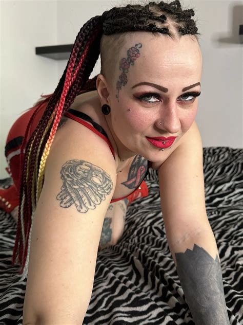 Red Hot SFW Nude Pics XHamster