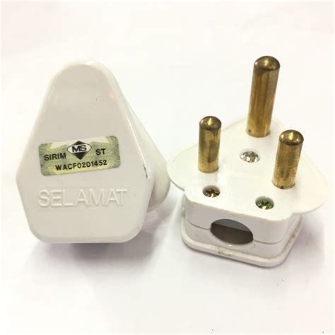 MK 646 SELAMAT 13A 15A Heavy Duty 3 PIN PLUG TOP Sirim Approved