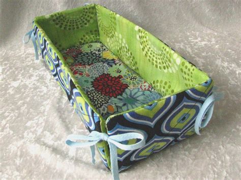 Maevy's Corner: Fabric Basket Tutorial