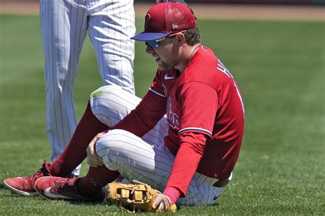 新聞 Mlb／費城人傳壞消息！一壘手霍金斯恐整季報銷 看板 Baseball 批踢踢實業坊