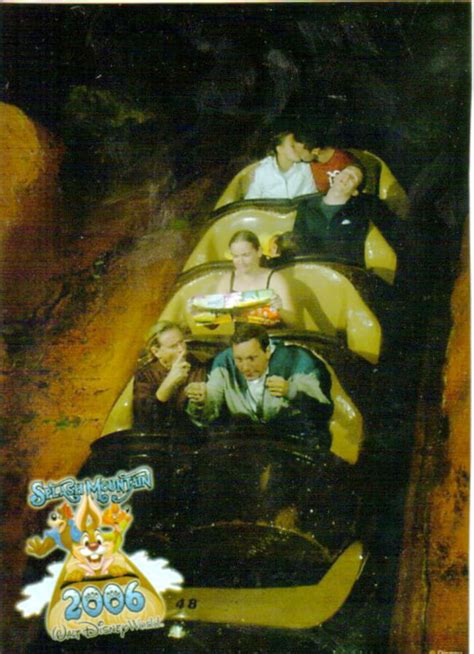 Splash Mountain Pics That Are So Funny They Should Get Their Own Ride