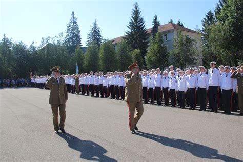 Numărul locurilor la admiterea în liceele militare a fost suplimentat