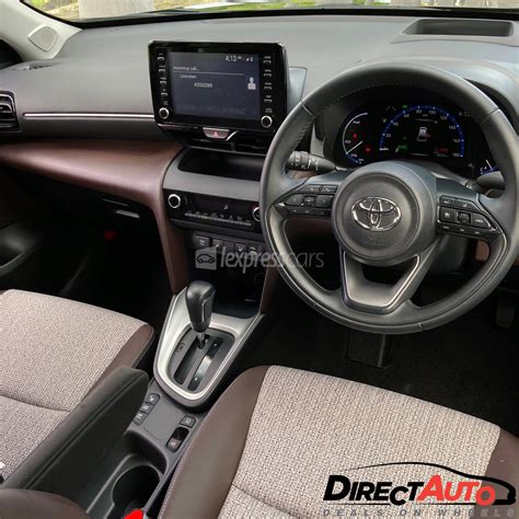 second hand cars toyota yaris 3