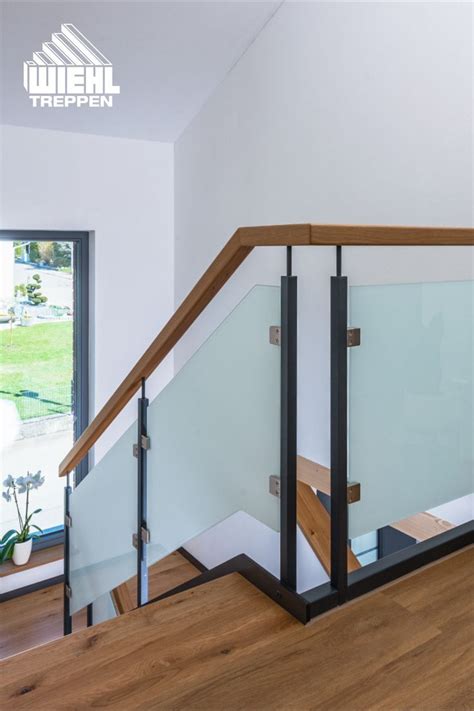 Hpl Treppe Mit Stufen In Wildeiche Treppe Glasgel Nder Treppe Holz