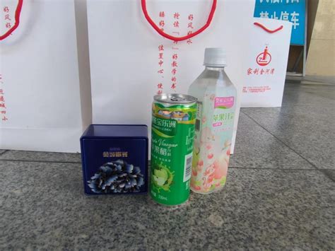 向抗疫英雄致敬！遂溪县妇联携手爱心企业慰问驰援雷州市核酸采样医疗队平安凯旋