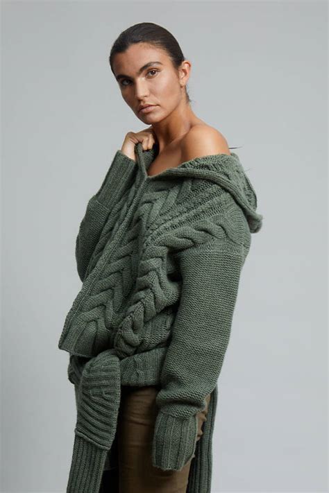 Cashmere Sweaters Lux and Cozy – Urban Zen