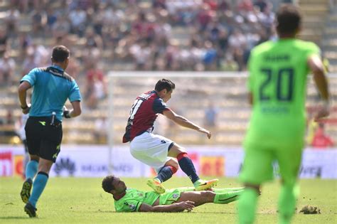 Cagliari Infortunio Shock Per Ionita Si Teme Un Lunghissimo Stop