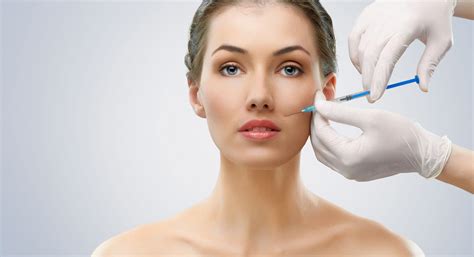 Best Dermatologist in Delhi - Dr Lipy Gupta