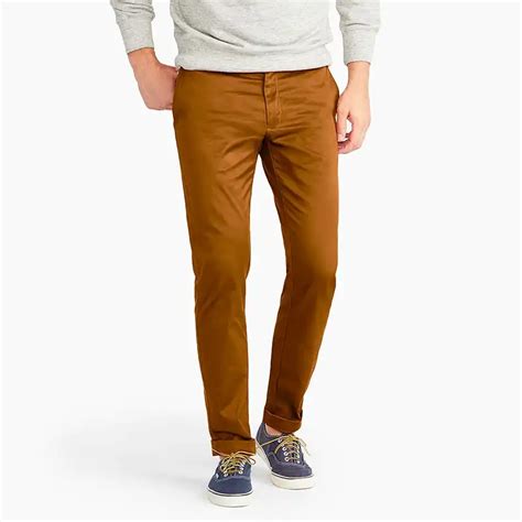 Five Ways To Wear Khaki Pants Outfits For Men · Effortless Gent