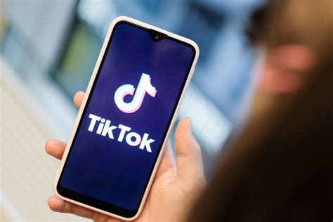 Donald Trump Says Oracles Tiktok Deal Is Off If Bytedance Keeps