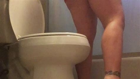 August Potty Amateur House Clips Sale