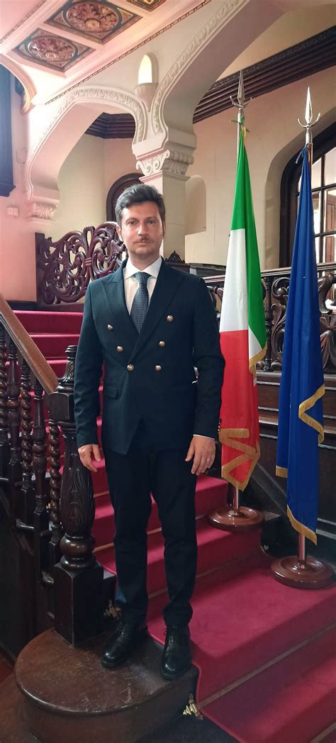 El Cónsul General Consolato Generale d Italia Rosario