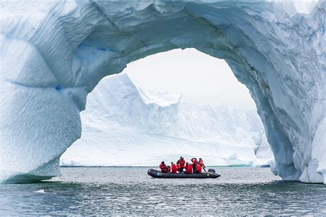 The Discovery of Antarctica - robertharding