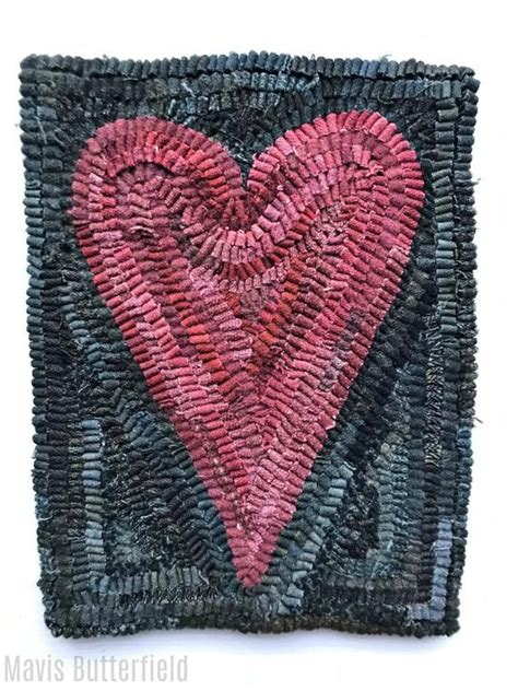 Primitive Folk Art Hooked Rug Mat Red Old Valentine Heart Etsy In