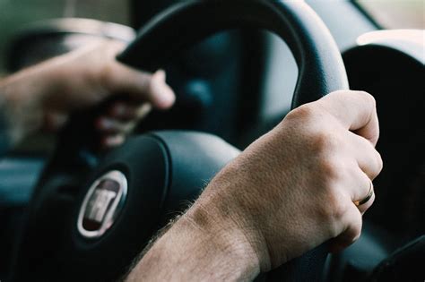 Comment Trouver Une Assurance Auto Pas Ch Re Pour Les Conducteurs