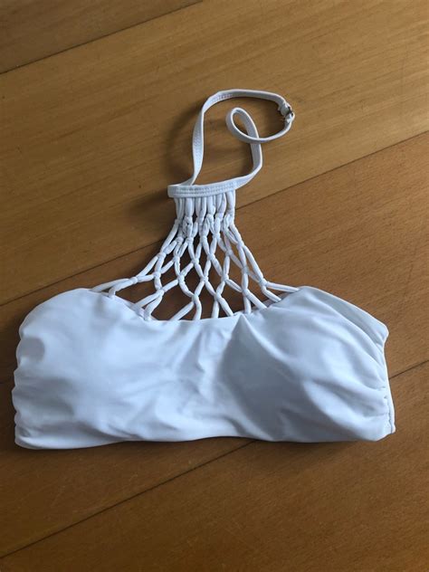Bia Y Str J G Ra Od Stroju Bikini A Urowa M