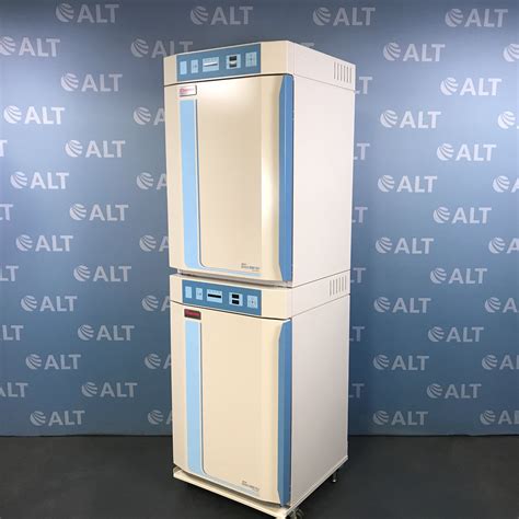 Thermo Scientific Series Dual Stack Water Jacketed Co Incubator