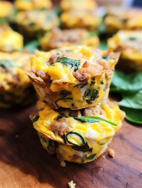 Cheesy Sausage And Spinach Egg Cups