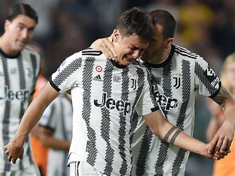 Bonucci Evita La Brutta Figura Alla Juventus Per Lultima Di Dybala Ecco Cosè Successo Il