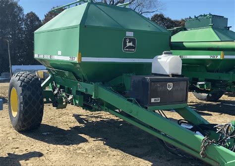 John Deere 787 Air Cart 2 In Stock Kearney Planters