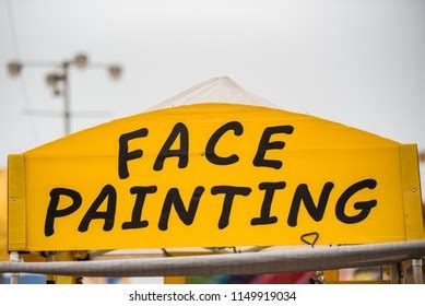 78 Face Painting Booth Images, Stock Photos & Vectors | Shutterstock