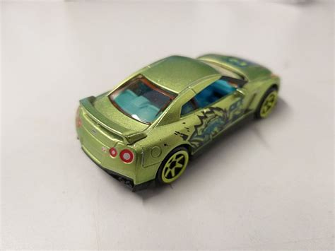 Majorette Tune Ups Sr 3 Nissan GTR Green Beast Super Rare Kaufen