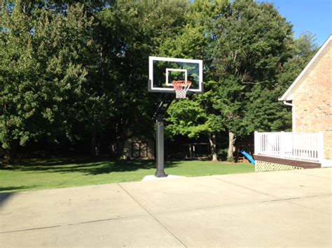 This Pro Dunk Gold Basketball Installation Sits Nicely In The Backyard