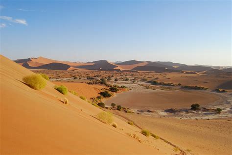 Visiting Sossusvlei Deadvlei And Sesriem Attractions In Namibia