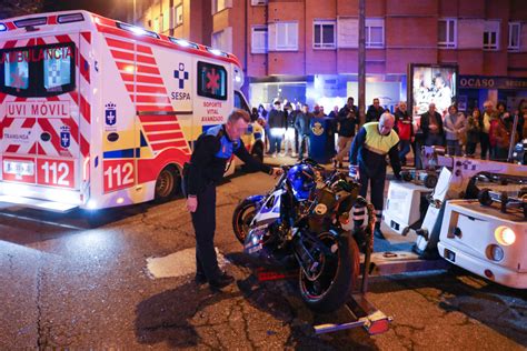 Fotos Grave Accidente Entre Un Coche Y Una Moto En Gij N El Comercio