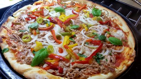 Thunfisch Zwiebel Pizza Von Melady Chefkoch De