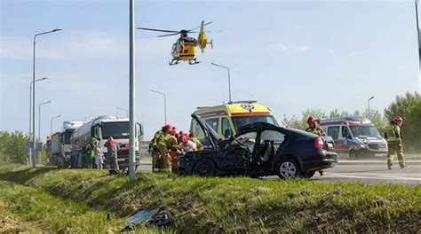 Wypadek Z Udzia Em Autokaru Z Dzie Mi W Ko Skich Eska Pl