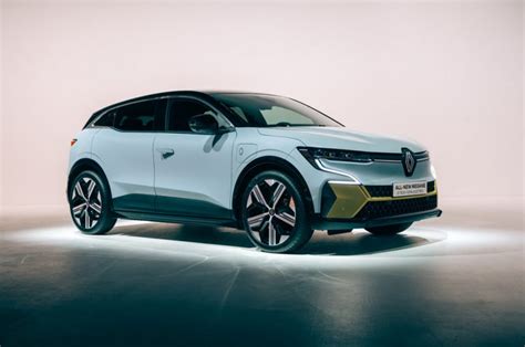 Renault Mégane E-Tech Electric unveiled at IAA 2021 | Torque